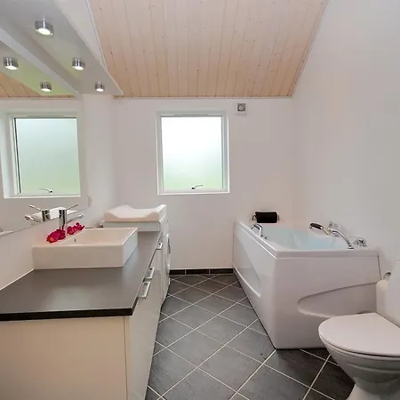 Holiday Farso 676 With Terrace Сasa de vacaciones Hvalpsund